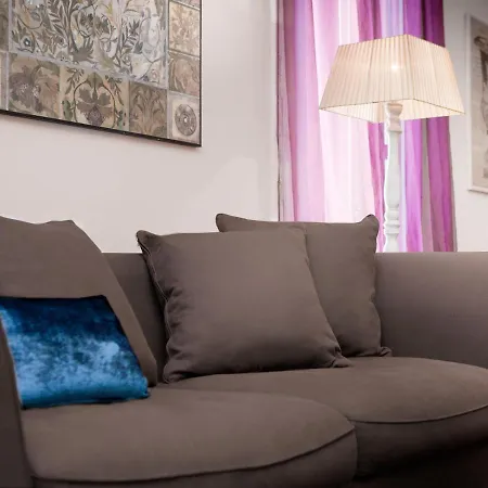 Amazing Central Apart 3 Bedroom Deluxe